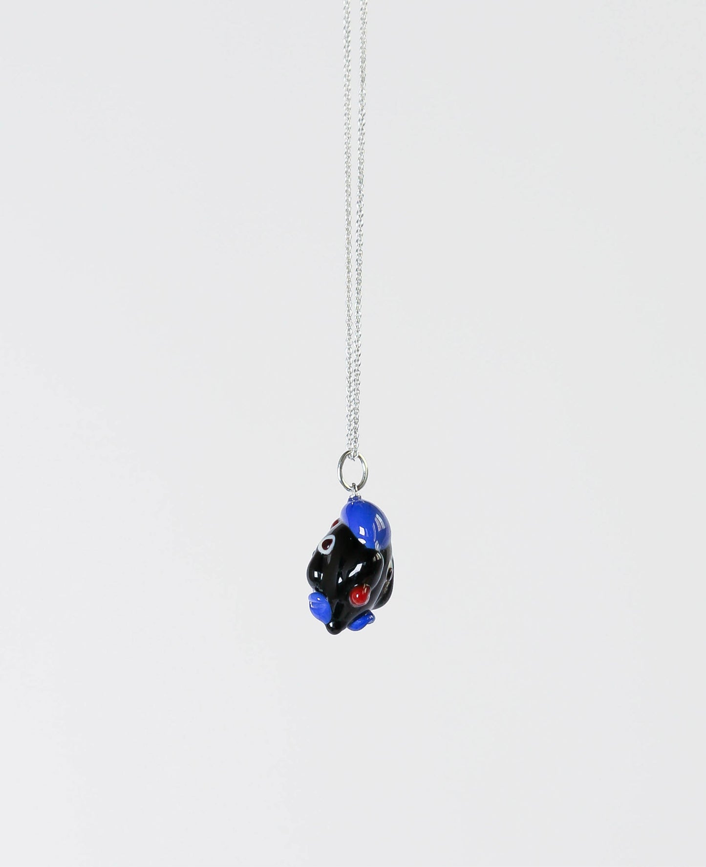 Black / Lapis