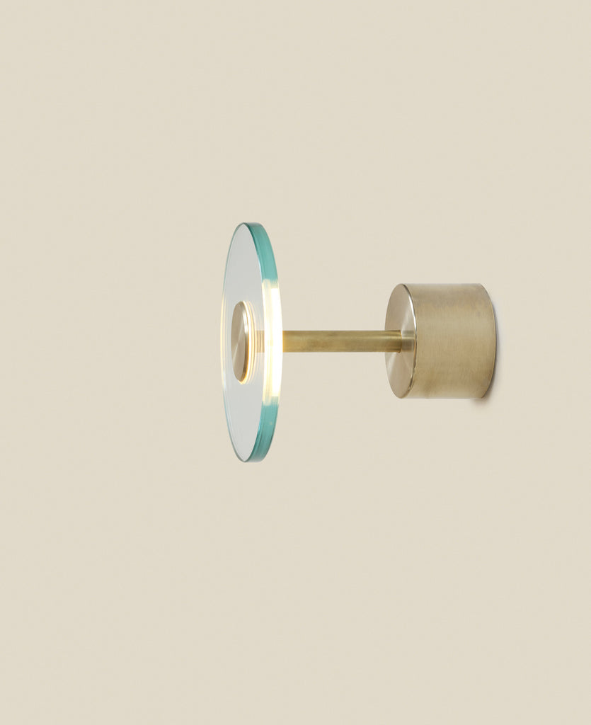 Circular W Light